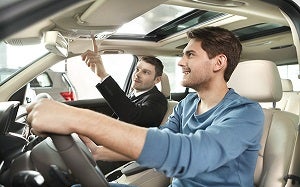 Schedule a test drive at Nissan Valles in Ciudad Valles, San Luis Potosí, México.